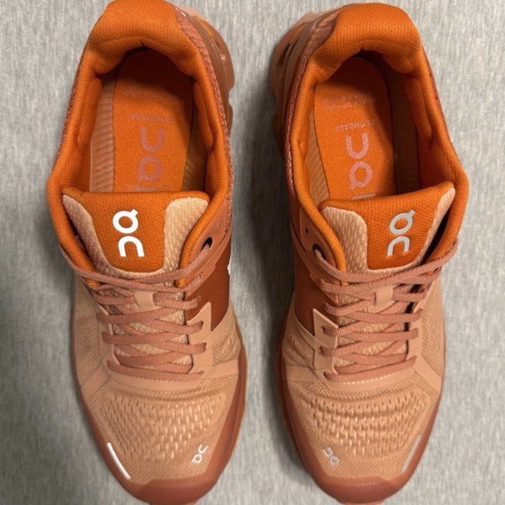 On Running Women’s Orange and Peach Athletic Shoes - Picture 4 of 9